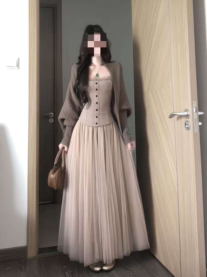 طقم نسائي كوري أنيق من 3 قطع ب - مراجعة Lace Trim Cami وسعره