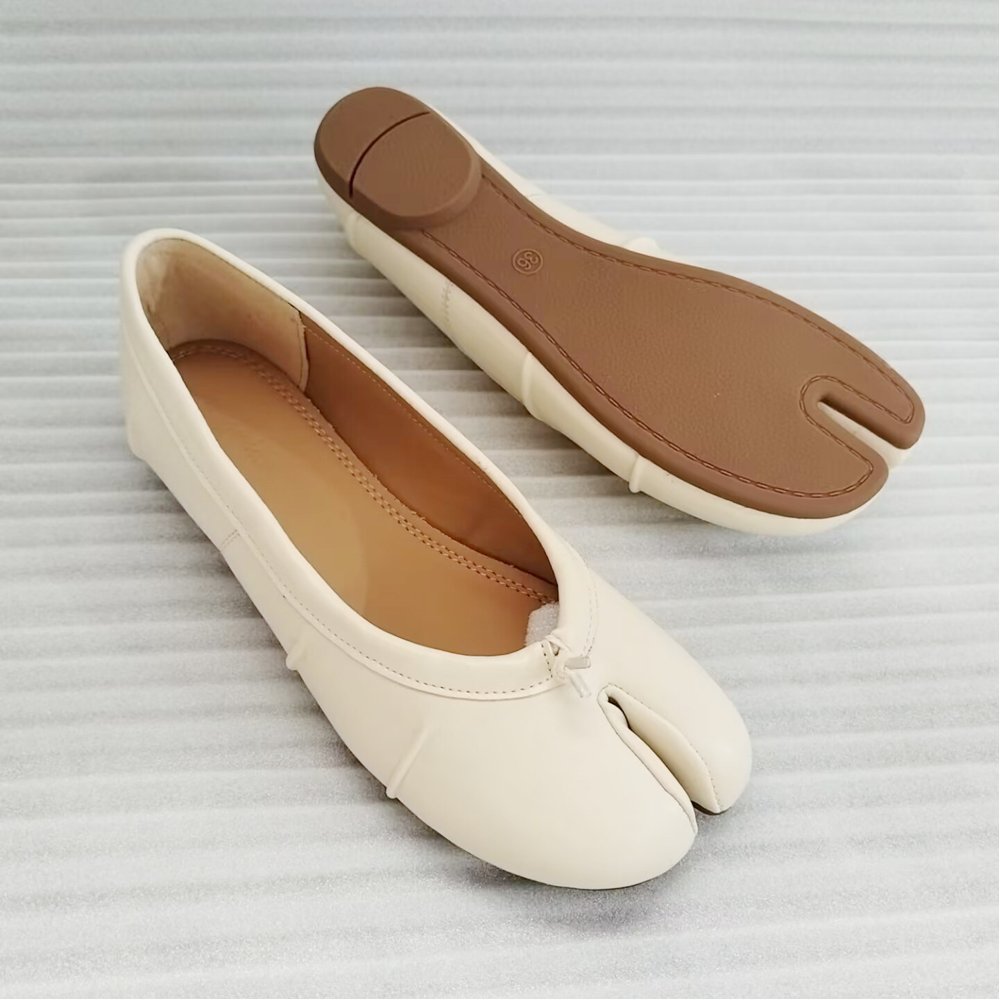 أحذية نسائية جديدة مسطحة بمقدم - مراجعة Women'S Fashion Shoes وسعره