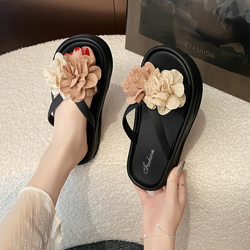 صنادل ذات نعل سميك مزهّر بلوني - مراجعة Women'S Fashion Korea وسعره