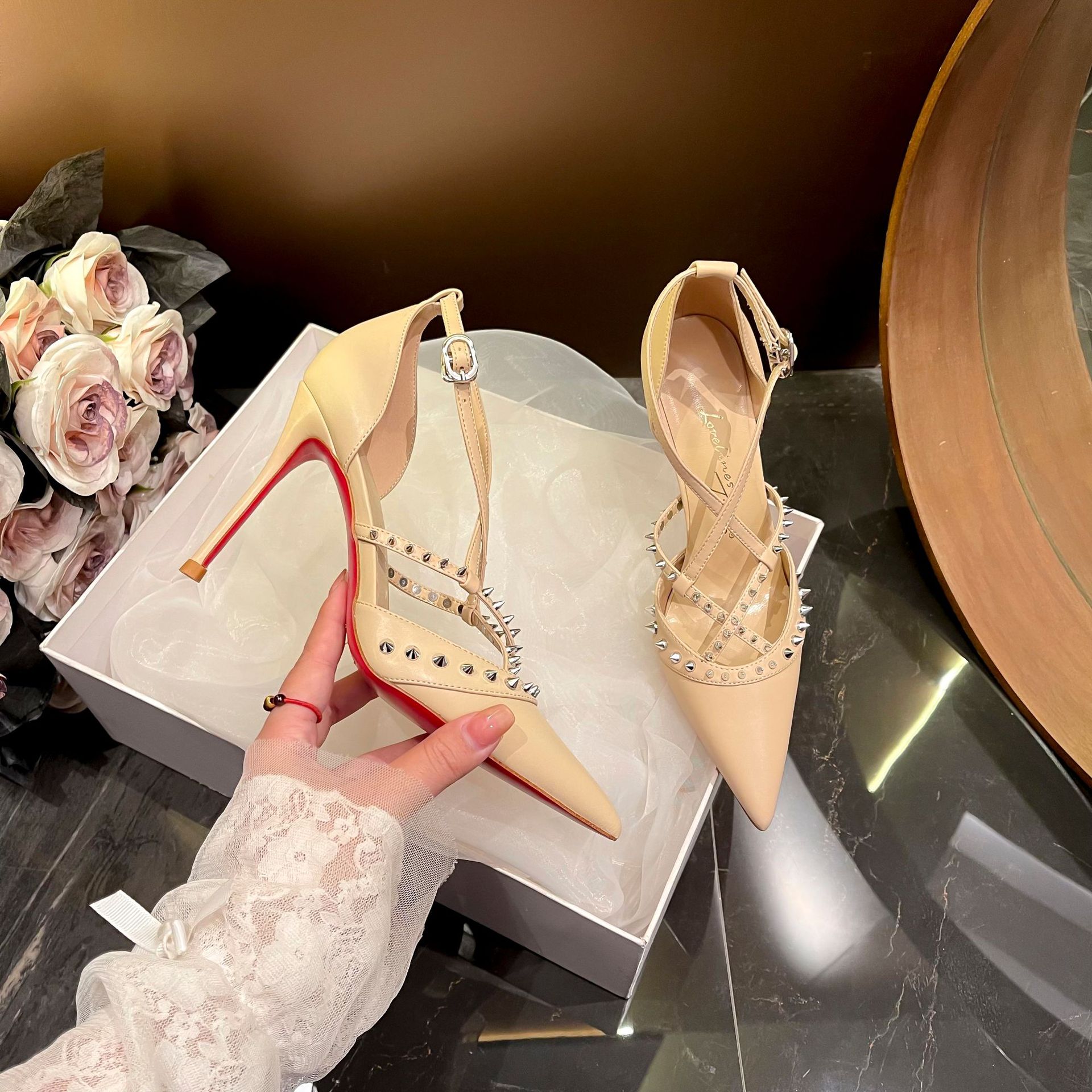 أحذية امرأة الرجعية الصنادل ال - مراجعة Women'S Fashion Shoes وسعره